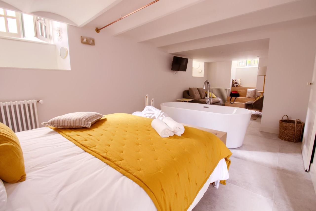 Bed and Breakfast Les Corderies Ле-Сабль-д’Олон Экстерьер фото